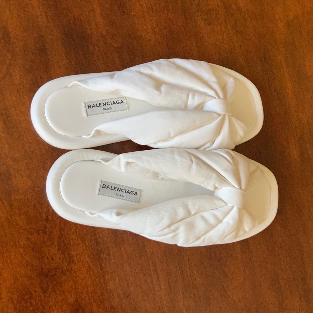 BALENCIAGA Knot Slide Sandal - Picture 15 of 16